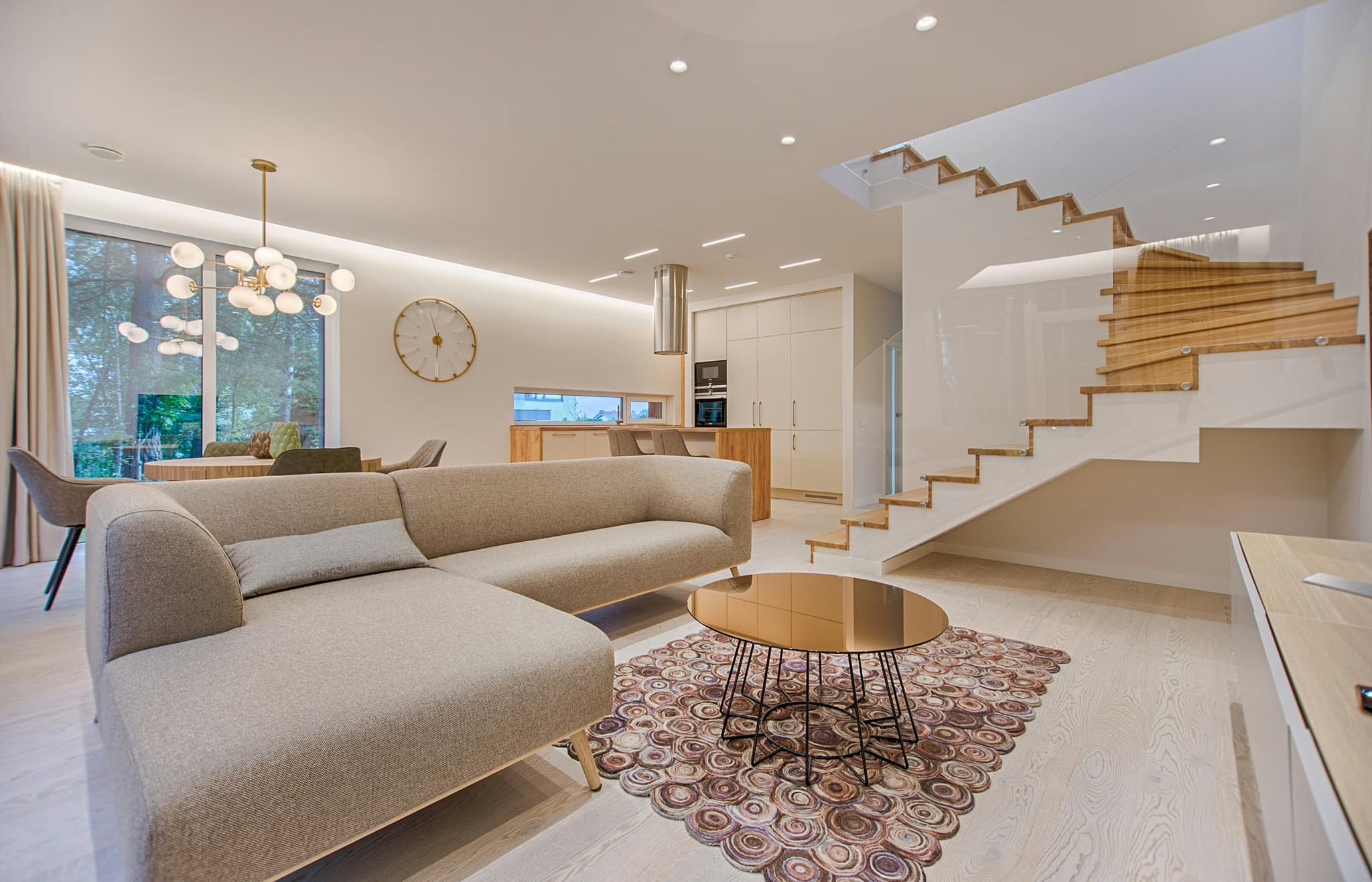 How Natural Light Changes the Way a Home Feels