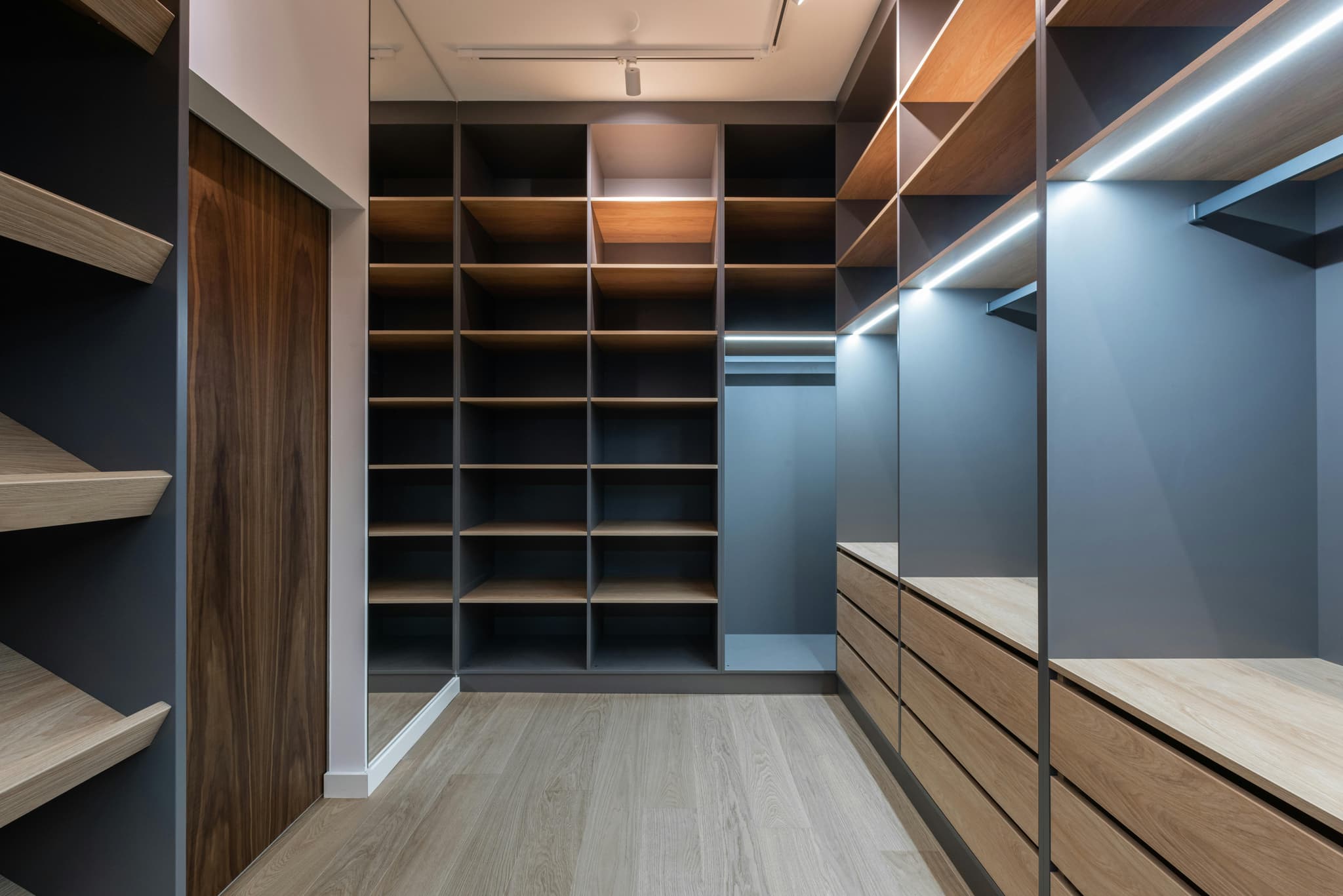 Why Curved Shapes Are Returning to Modern Interior Design